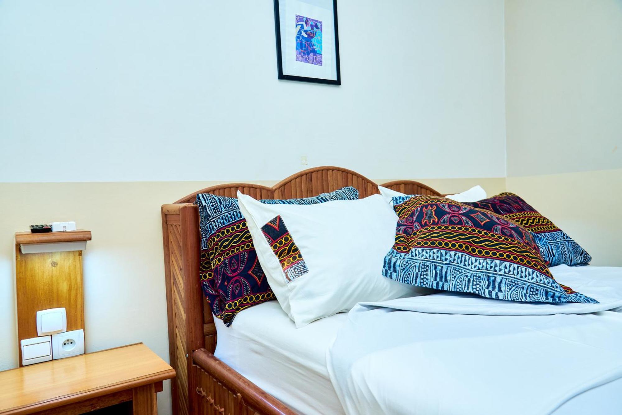 Congress Hotel Yaoundé エクステリア 写真