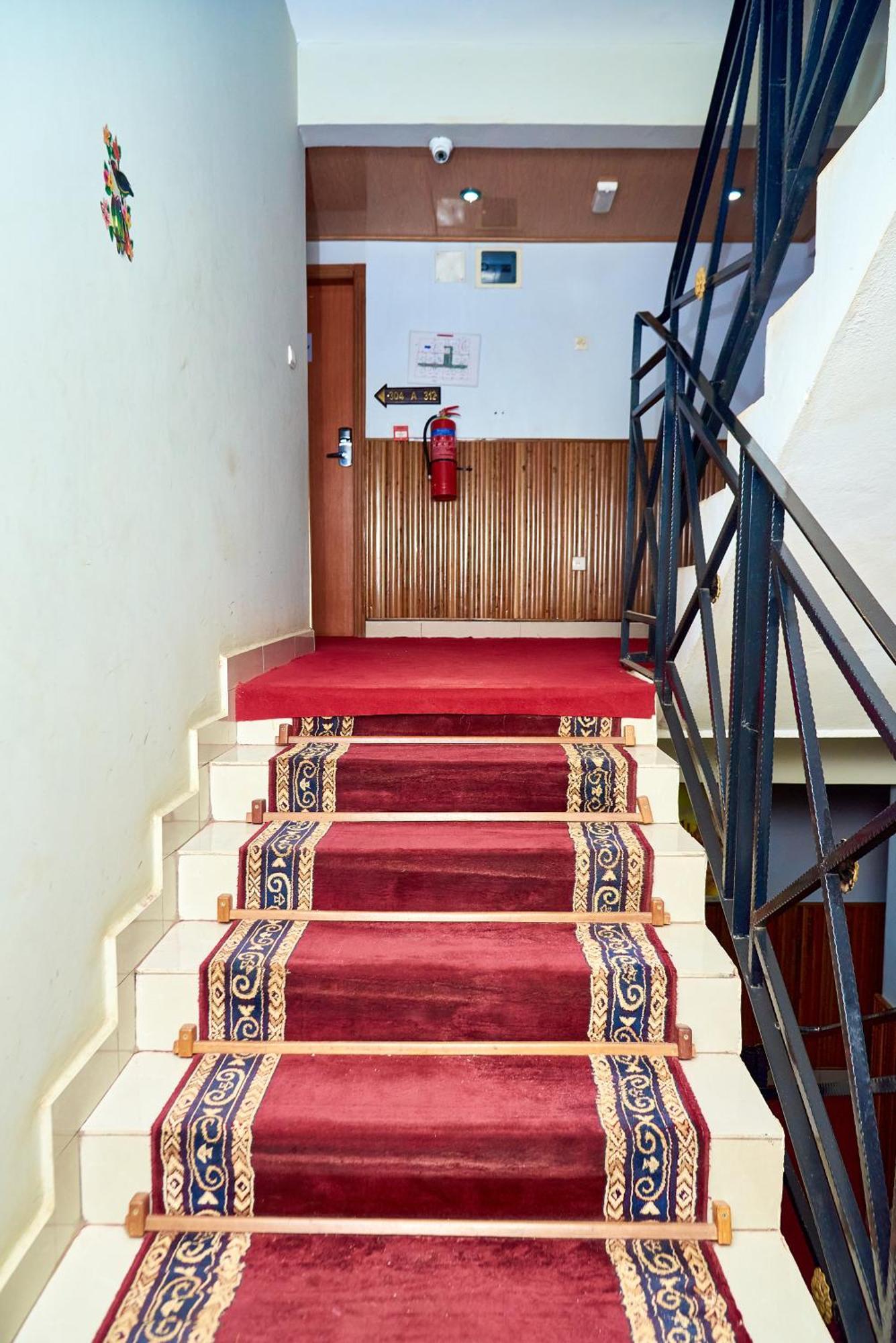 Congress Hotel Yaoundé エクステリア 写真