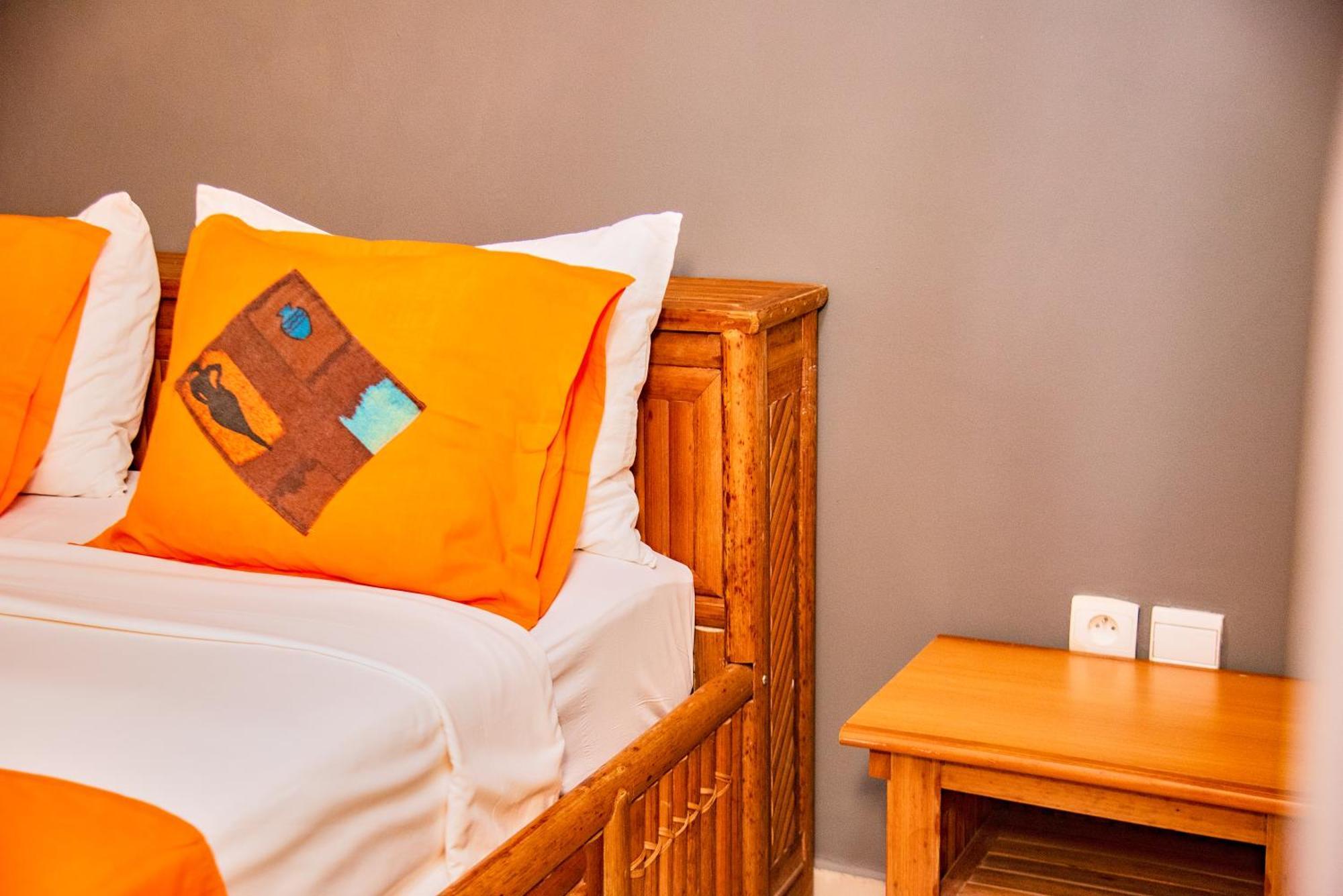 Congress Hotel Yaoundé エクステリア 写真